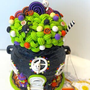 Candy Corn Lane Illuminated Glitter Cauldron new for 2025